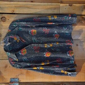 Vintage button up 70's collar whimsical shirt!